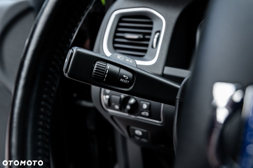 Volvo V60 D4 - 38