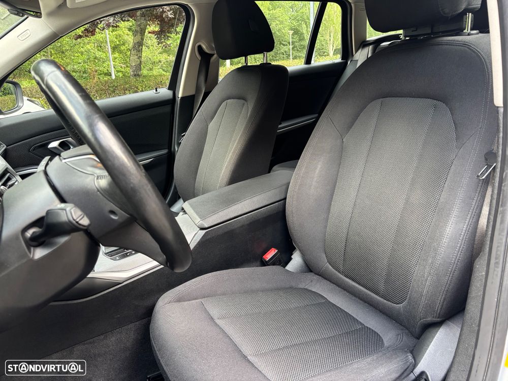 BMW 330 e Corporate Edition Auto - 13