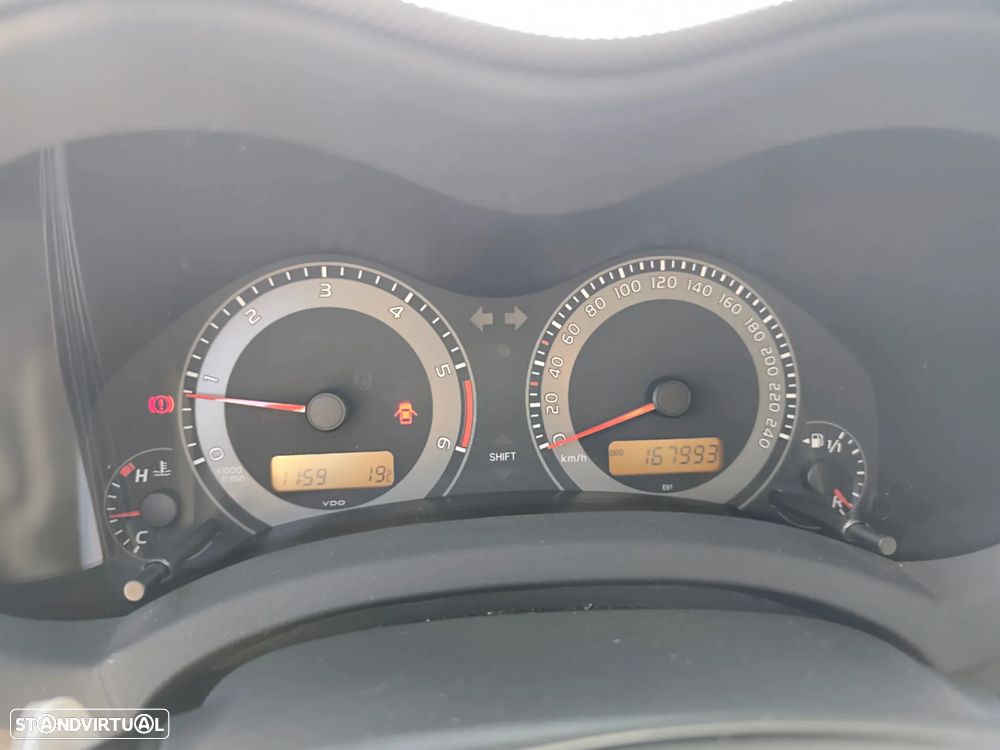 Toyota Auris 1.4 D-4D Com. +P.Style 110g - 12