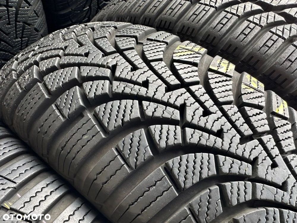 195/65r15 Goodyear UltraGrip 9_7,5mm_4szt_(58) - 5