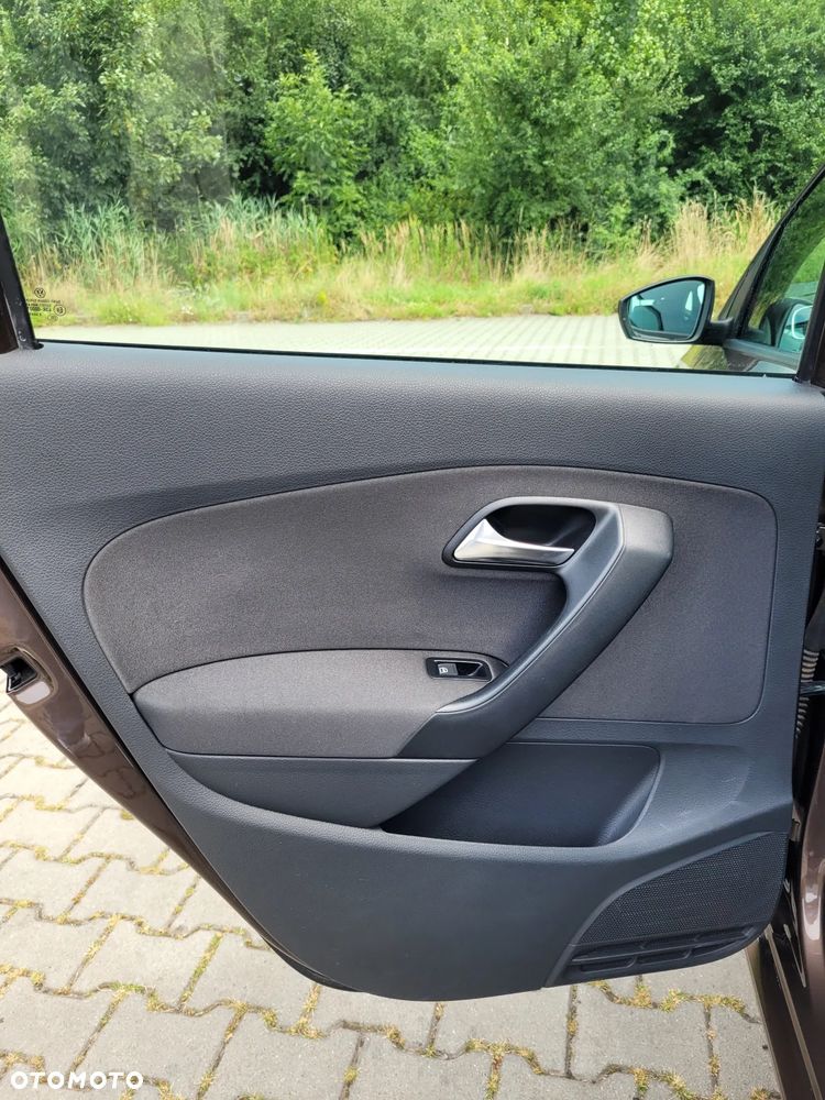 Volkswagen Polo 1.4 16V Comfortline - 8