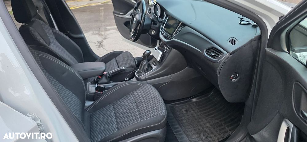 Opel Astra 1.6 CDTI ECOTEC Innovation - 11