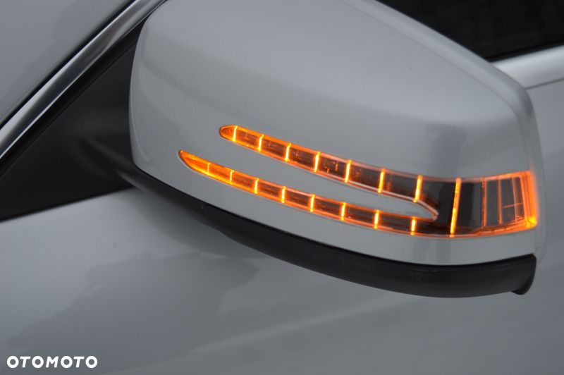 Mercedes-Benz CLA 200 AMG Line - 18