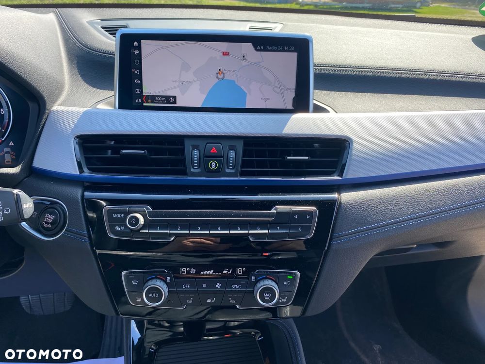 BMW X2 sDrive18d Edition M Mesh - 18