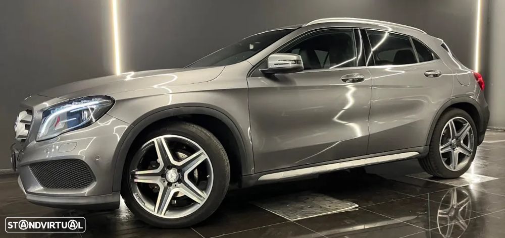 Mercedes-Benz GLA 200 (CDI) d 4Matic 7G-DCT AMG Line - 3