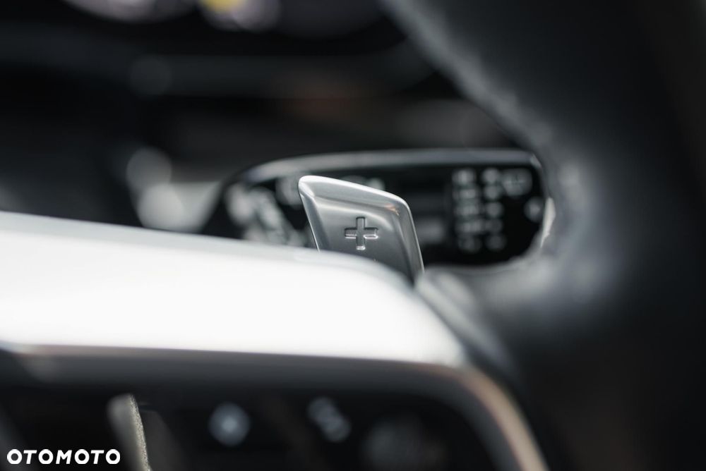 Porsche Panamera 4S - 28