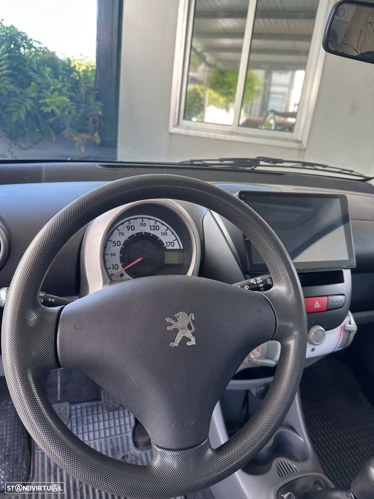 Peugeot 107 1.0 Trendy - 20