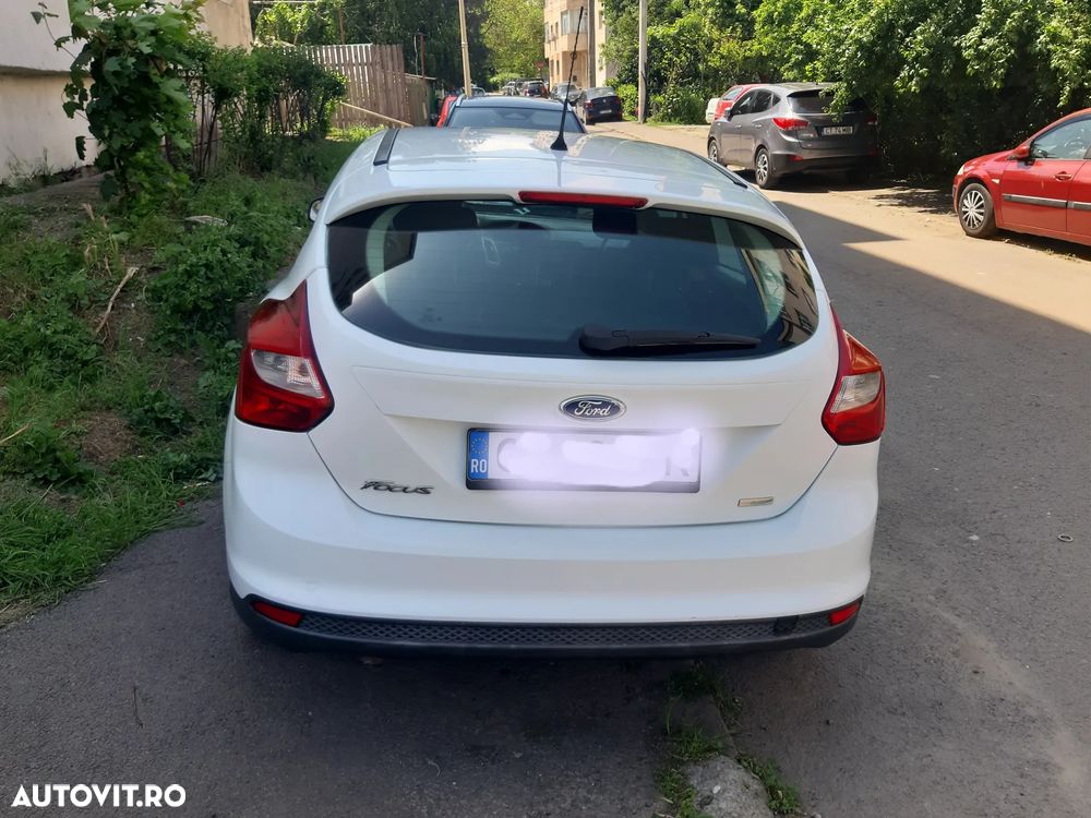 Ford Focus - 2