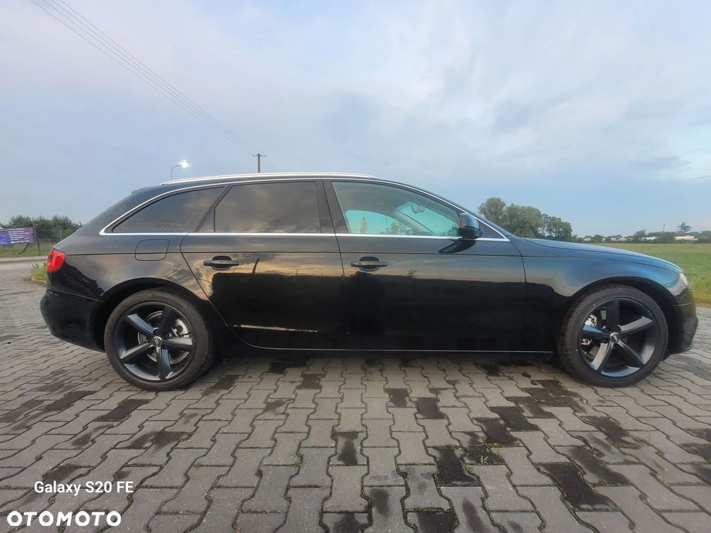 Audi A4 Avant 2.0 TDI DPF Ambiente - 1