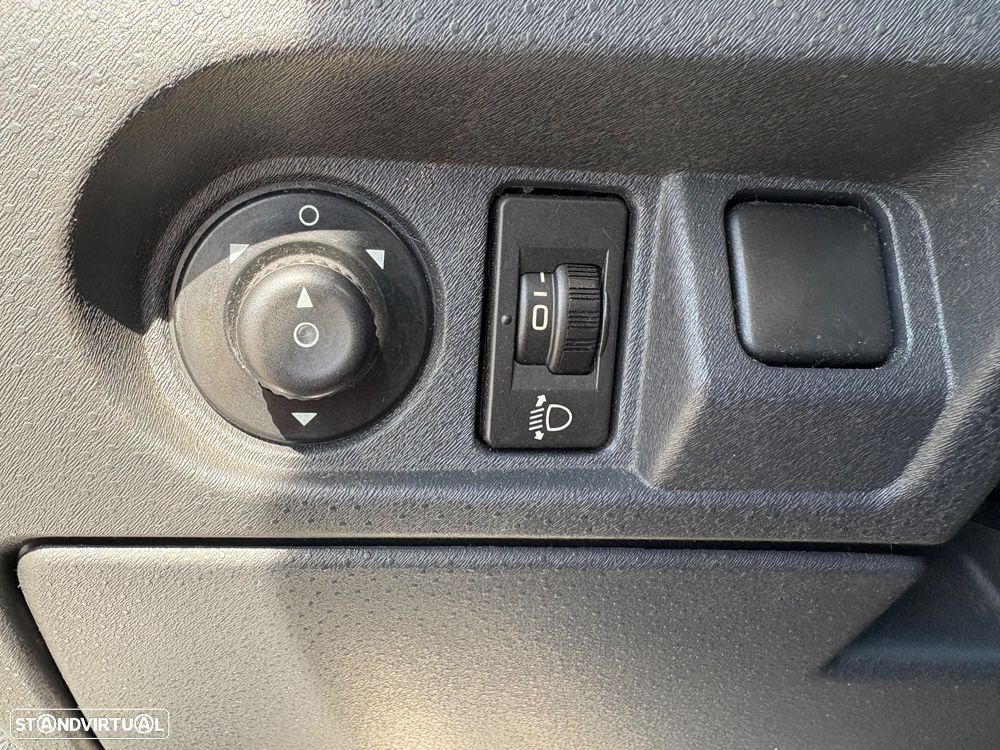 Citroën C3 1.4 HDi Exclusive - 18