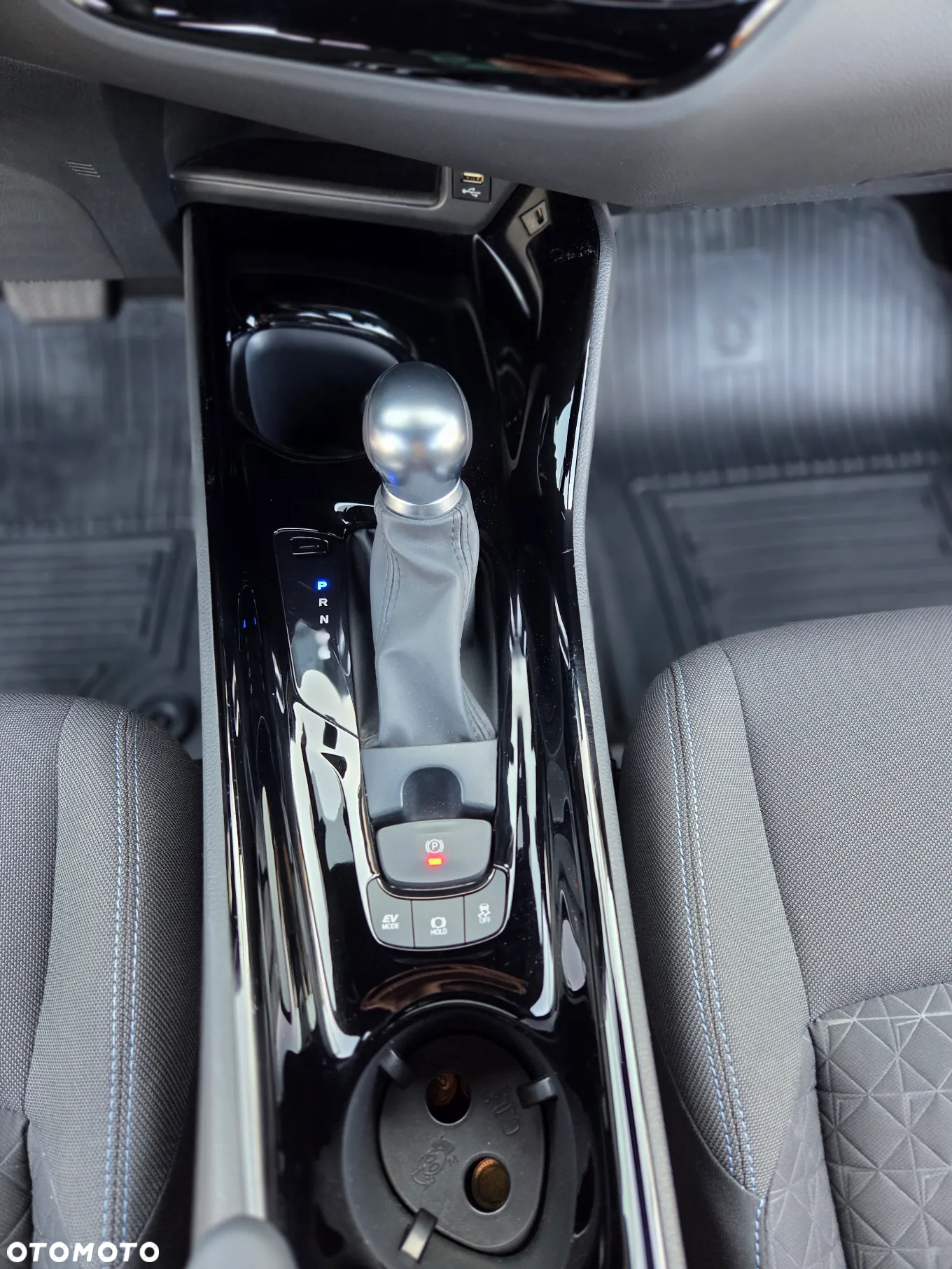 Toyota C-HR 1.8 Hybrid Style - 9