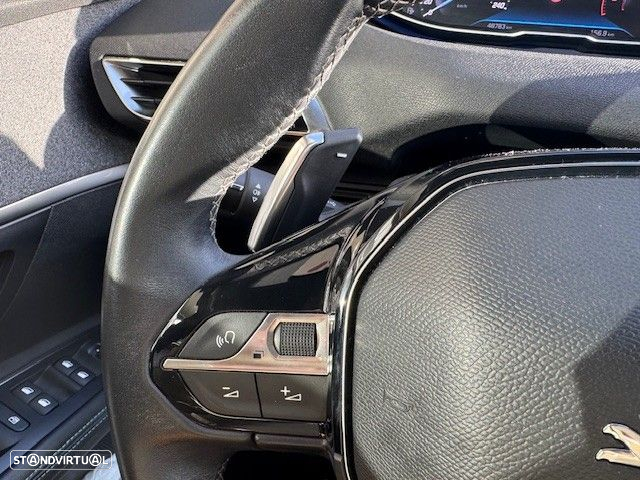 Peugeot 5008 1.5 BlueHDi Allure Pack EAT8 - 6