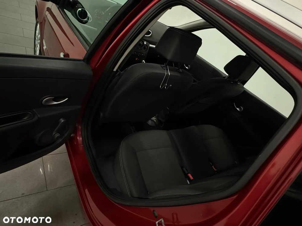 Renault Clio 1.2 TCE Expression - 17