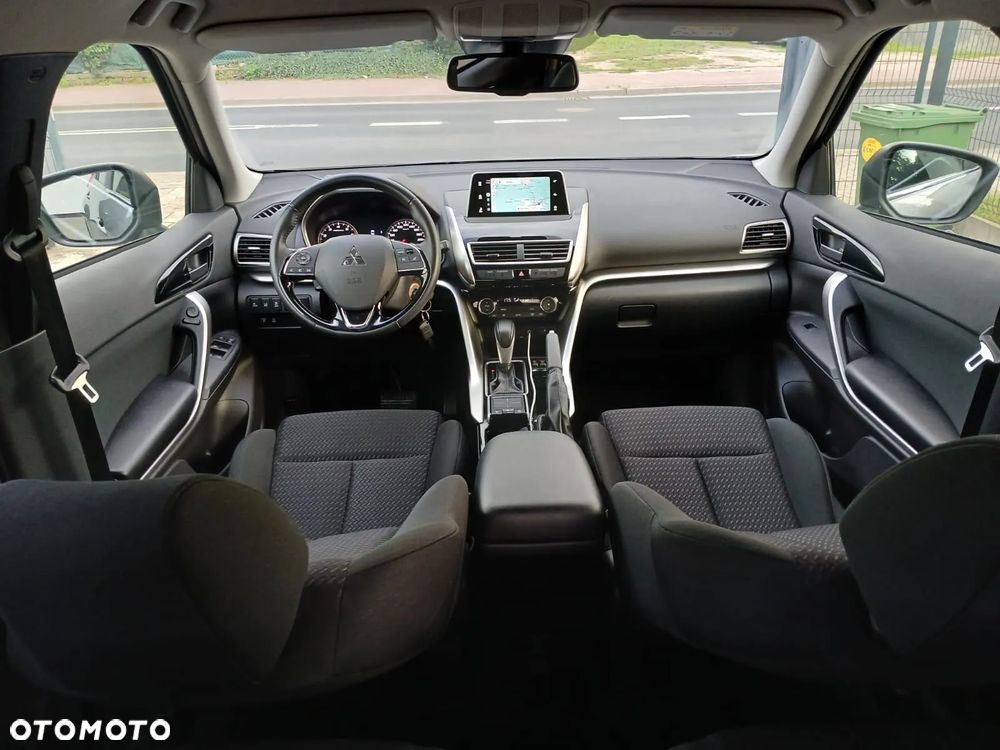 Mitsubishi Eclipse Cross 1.5 T Intense CVT - 32
