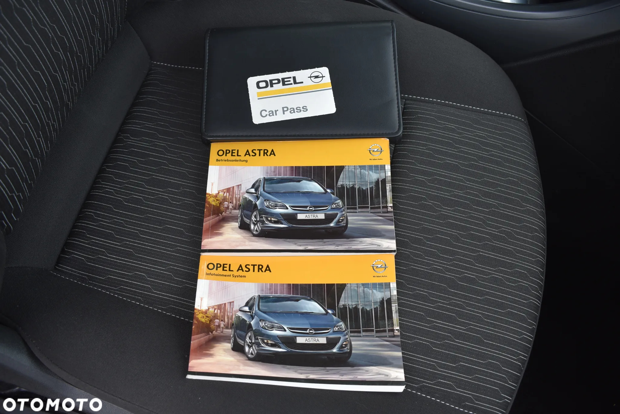 Opel Astra IV 1.6 Cosmo - 24