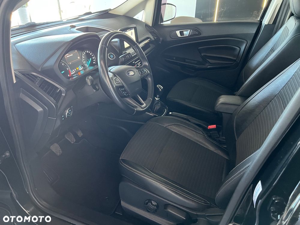 Ford EcoSport - 11