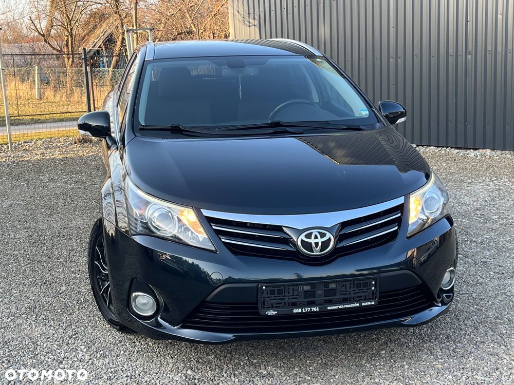Toyota Avensis - 6
