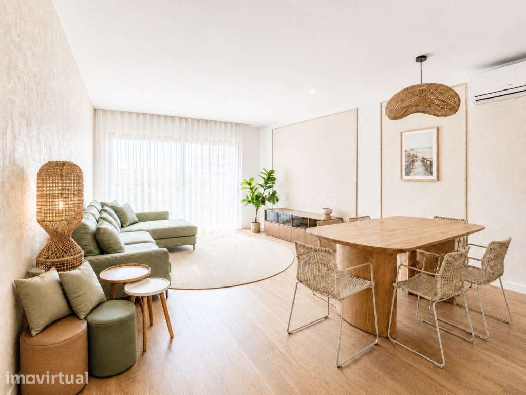 Apartamento T2 c/ duas varandas no coração da Costa da Caparica - Grande imagem: 2/41