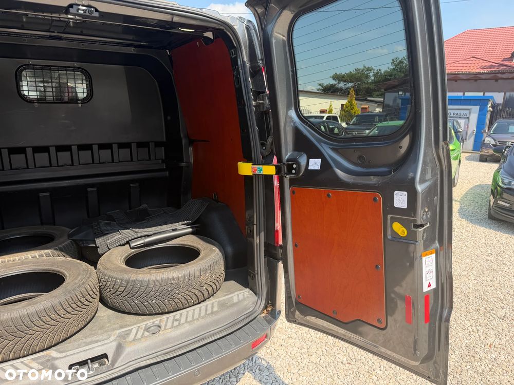 Ford TRANSIT CUSTOM - 25