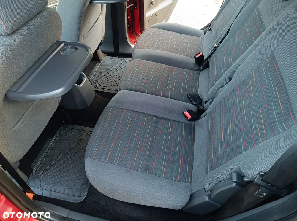 Ford C-MAX 1.8 Style - 19