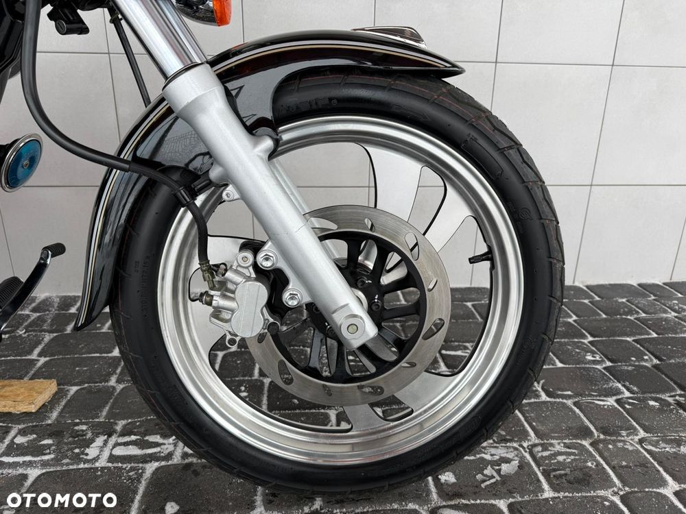 Suzuki Marauder - 13