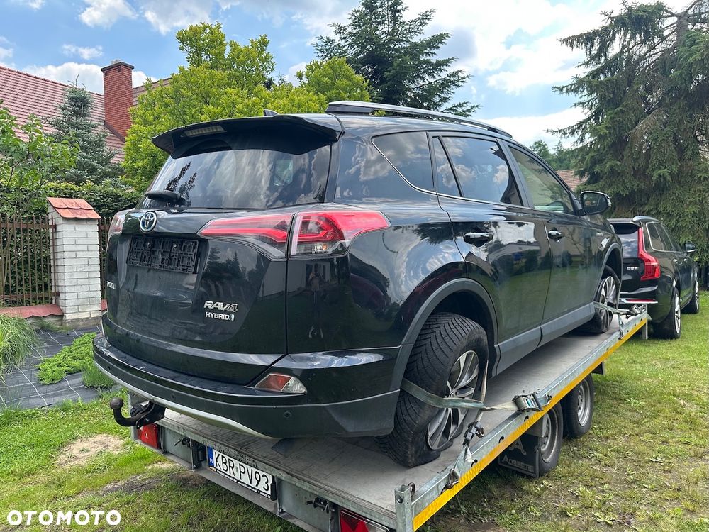 Toyota RAV4 - 5