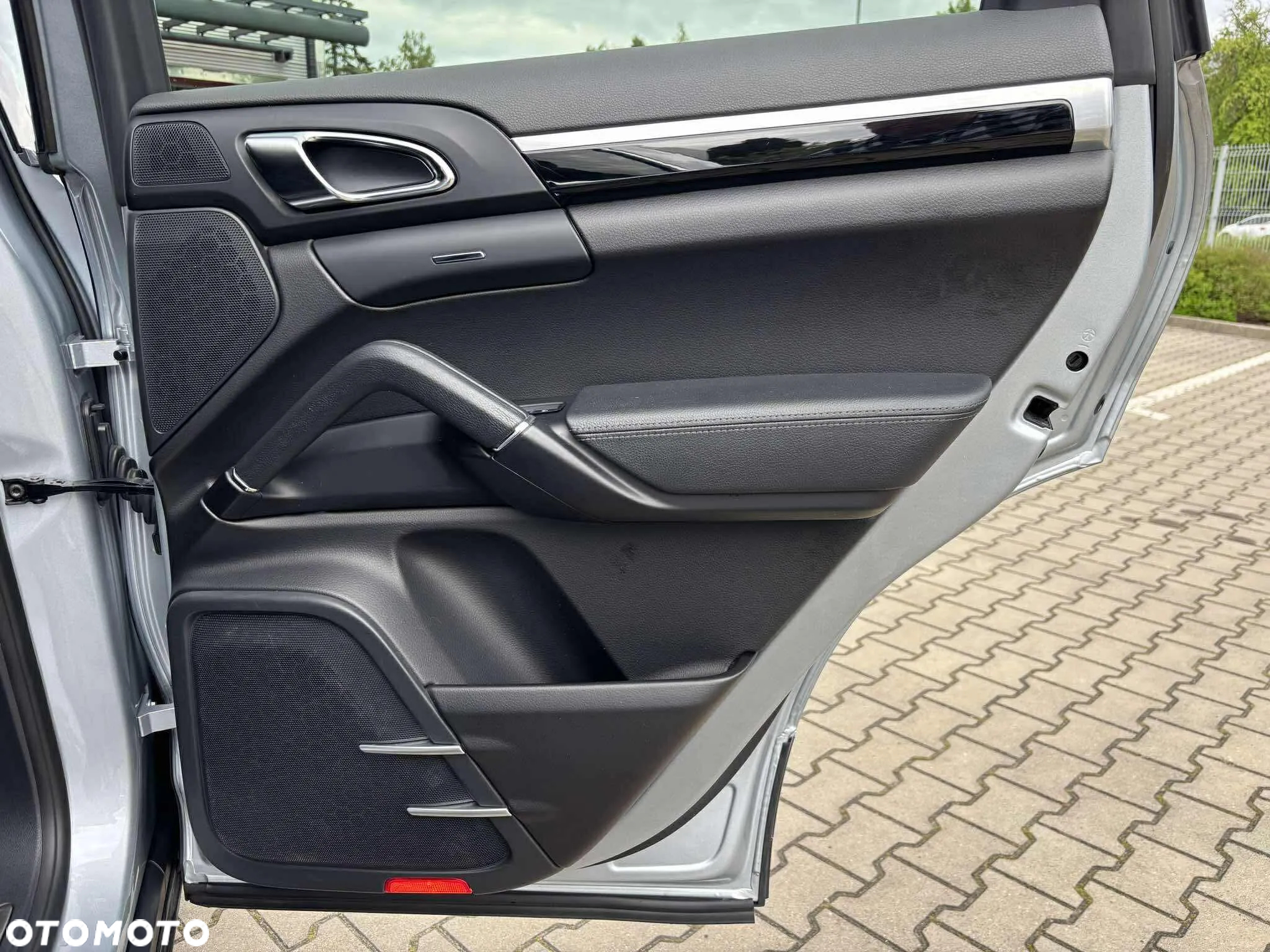 Porsche Cayenne Standard - 10
