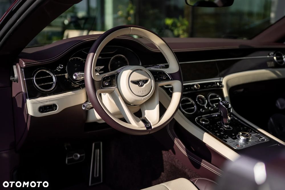 Bentley Continental GT - 16