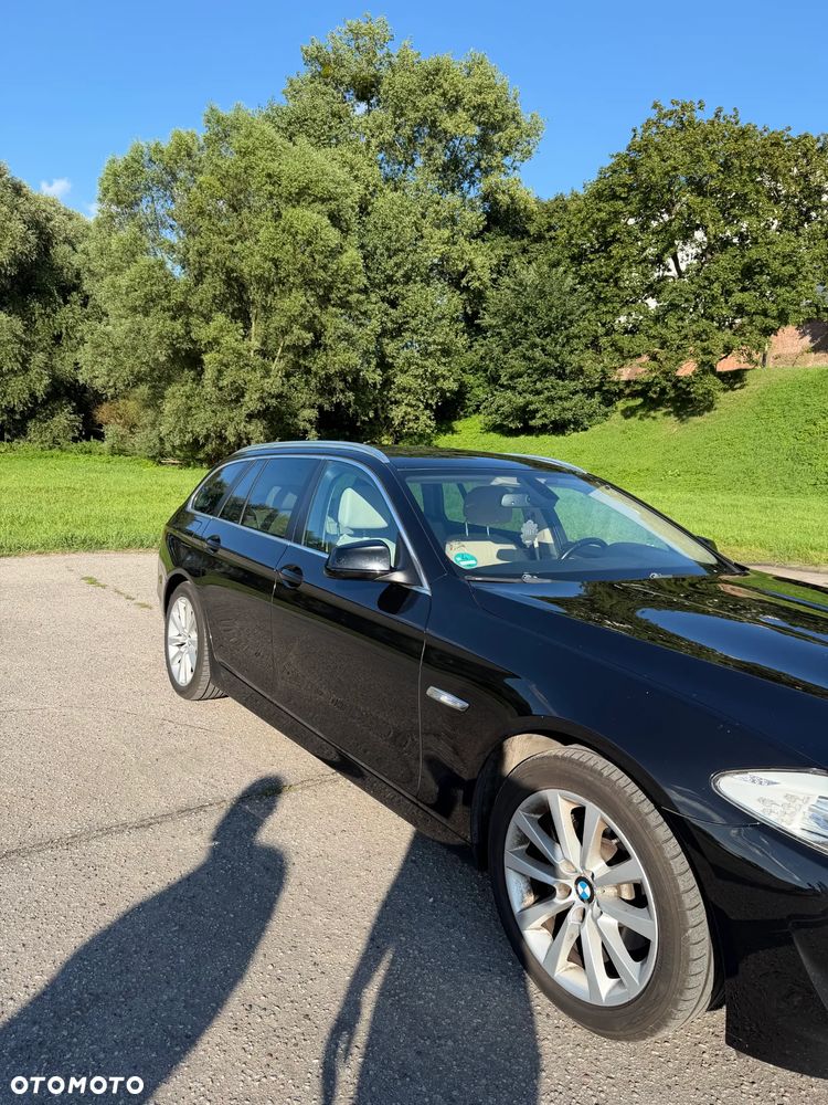 BMW Seria 5 520d - 7