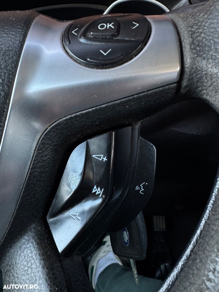 Ford Focus - 22