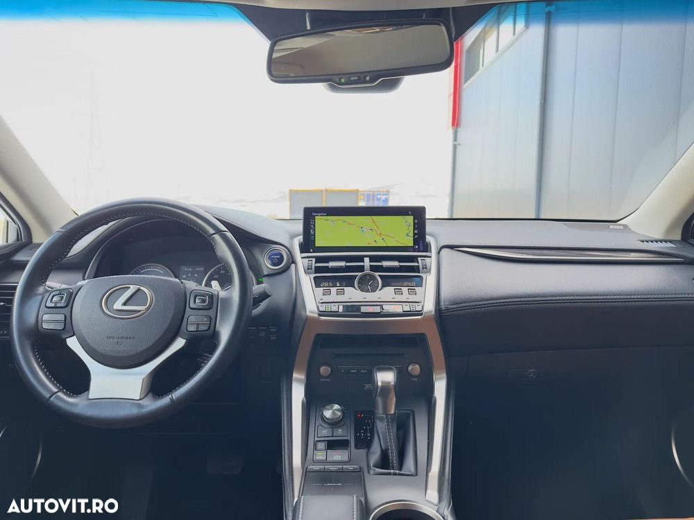 Lexus Seria NX 300h E-FOUR Luxury Line - 28