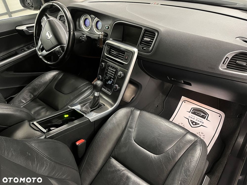 Volvo V60 DRIVe Momentum - 20