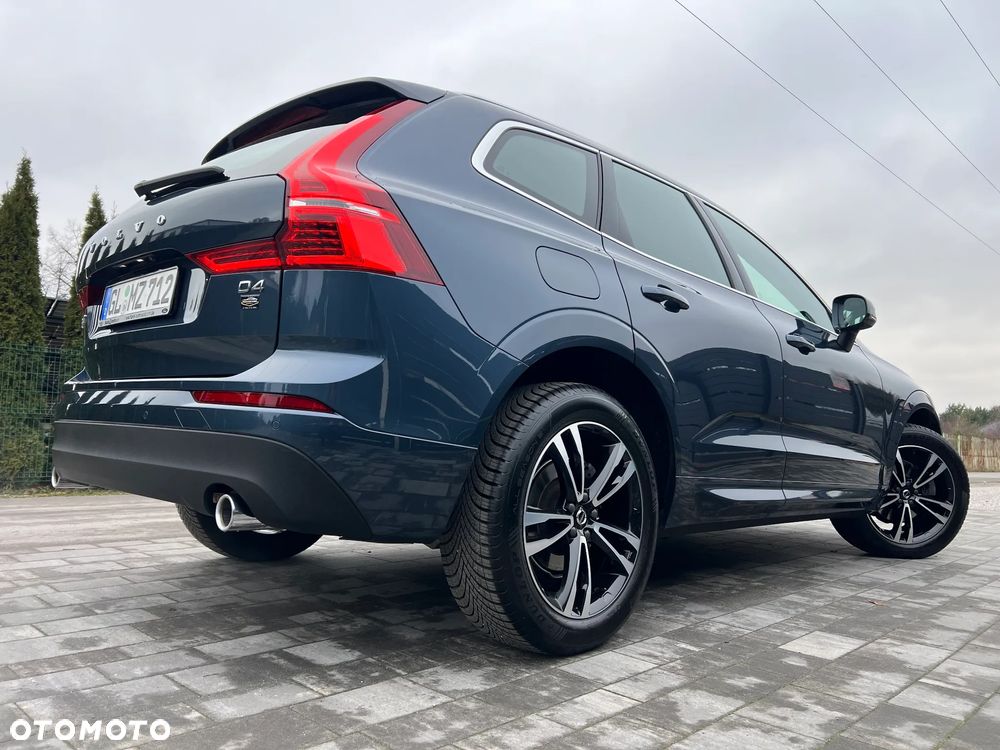 Volvo XC 60 D4 Geartronic Momentum Pro - 11