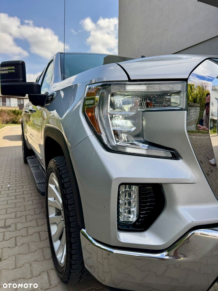 GMC Sierra - 19