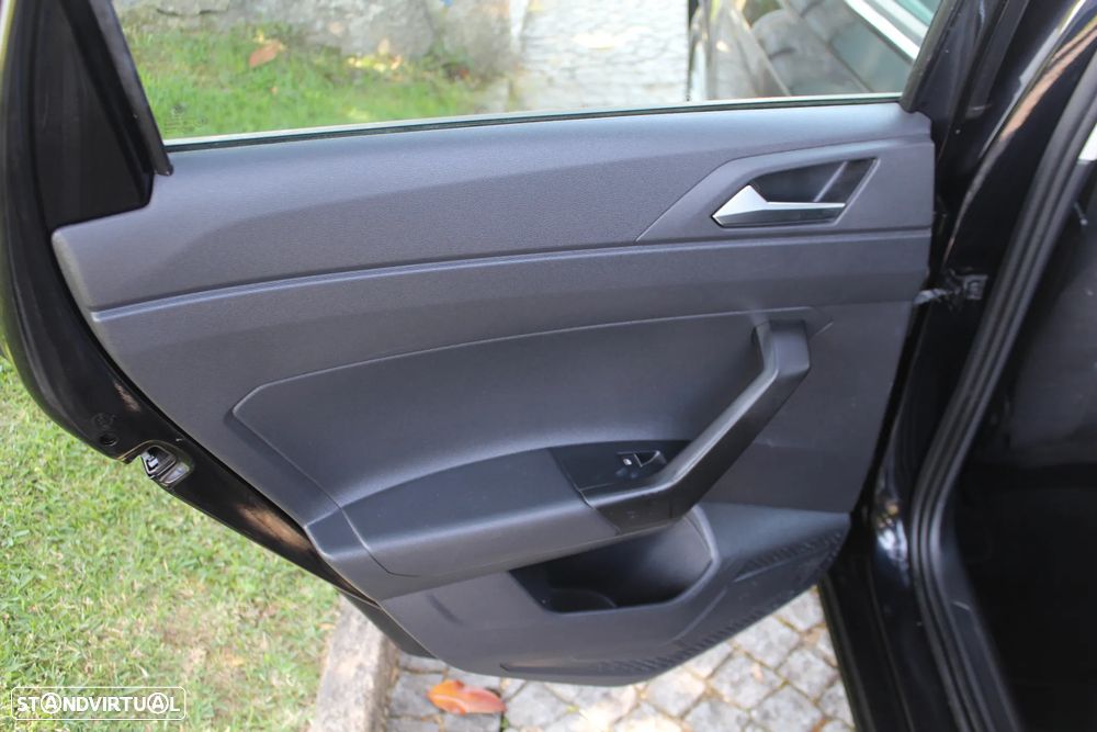 VW Polo 1.6 TDI Highline - 22