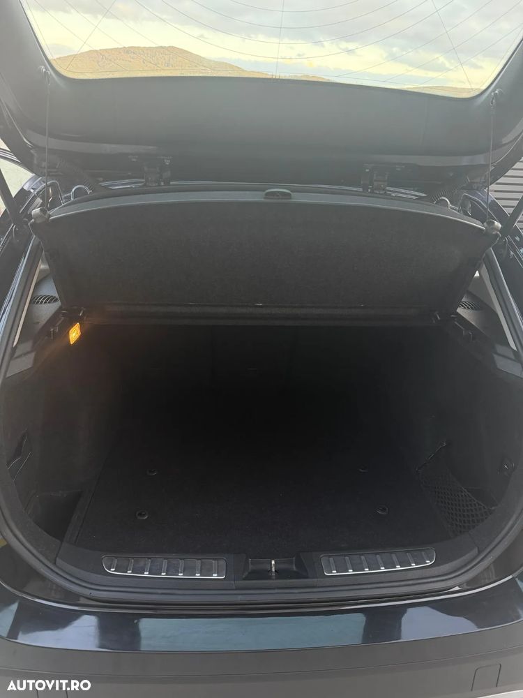 BMW X1 xDrive20d - 13