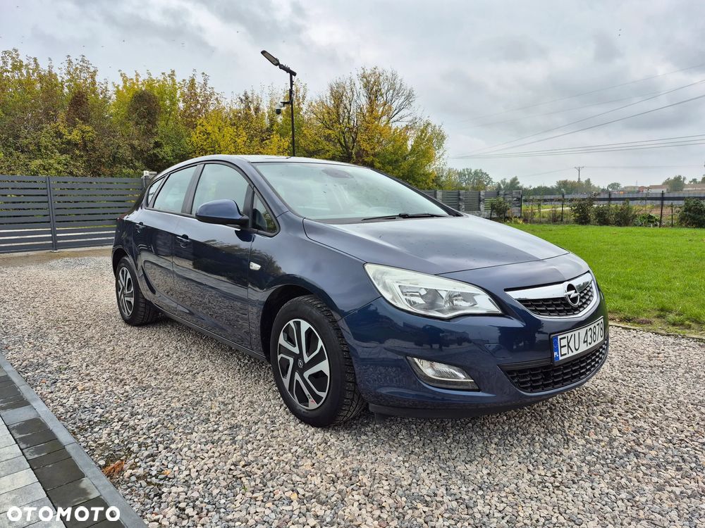 Opel Astra - 1