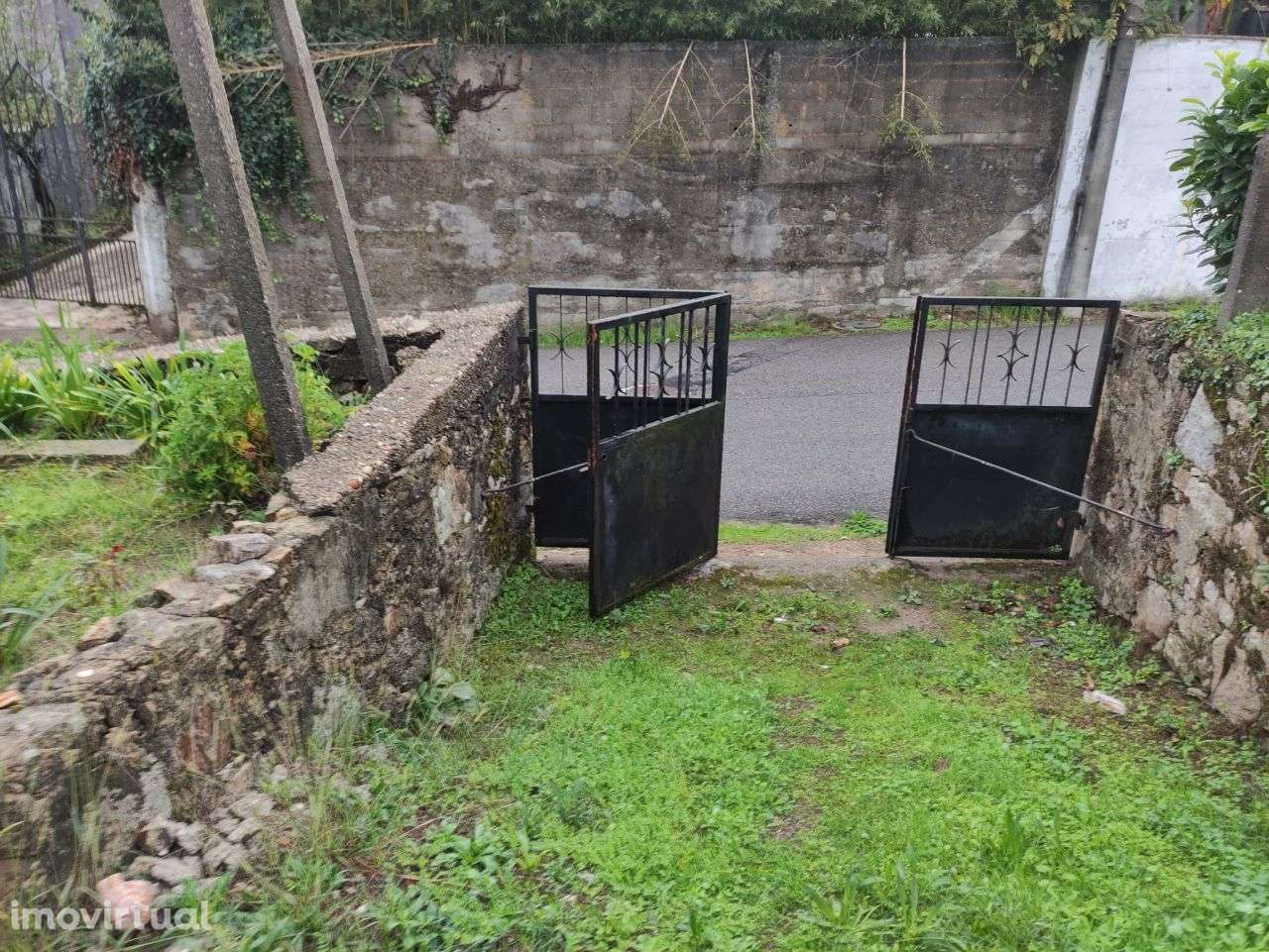 Terreno, 12 830 m², Oliveira de Azeméis, Santiago de Riba-Ul, Ul, Macinhata da Seixa e Madail - Grande imagem: 2/5