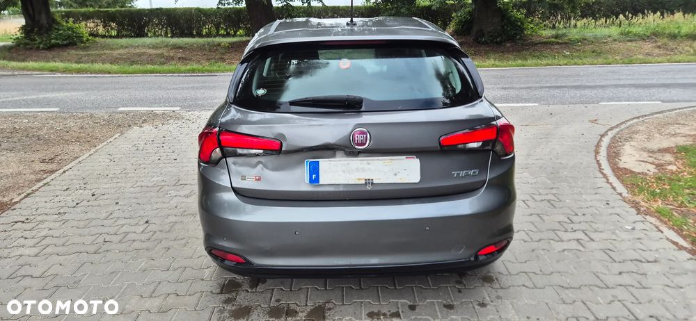 Fiat Tipo 1.4 T-Jet 16v Lounge - 11