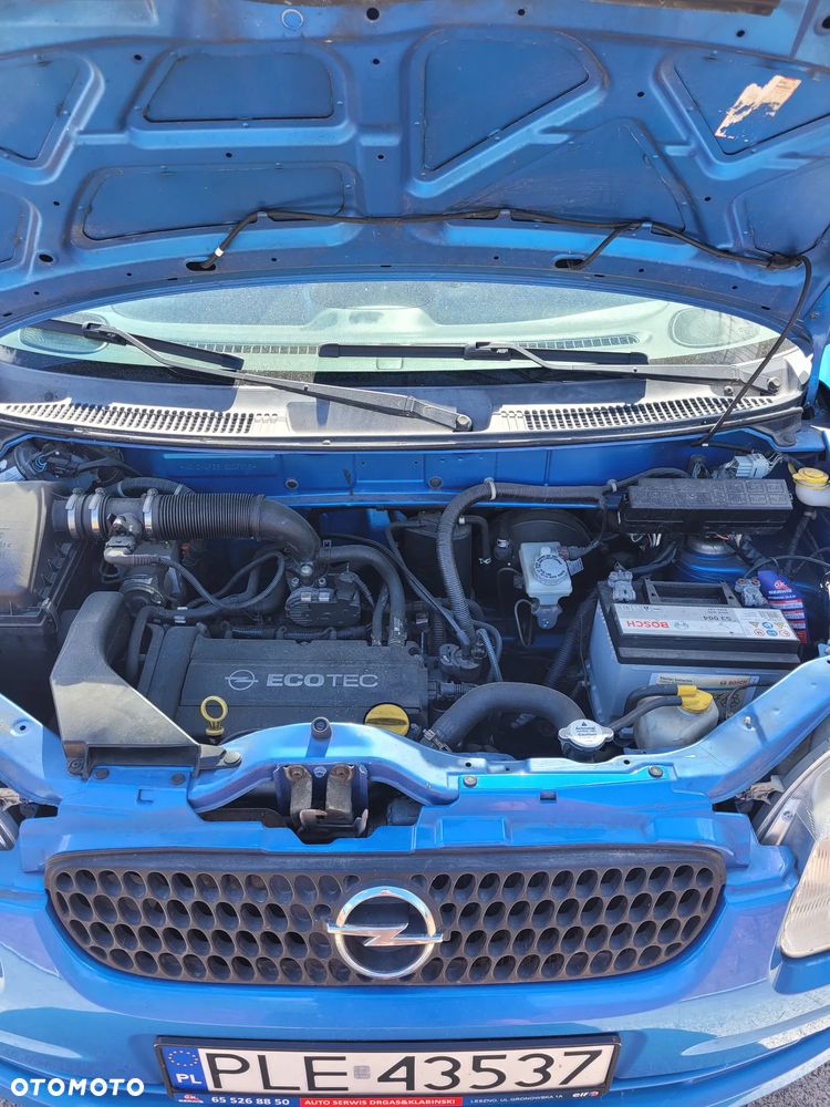 Opel Agila 1.2 16 V - 11