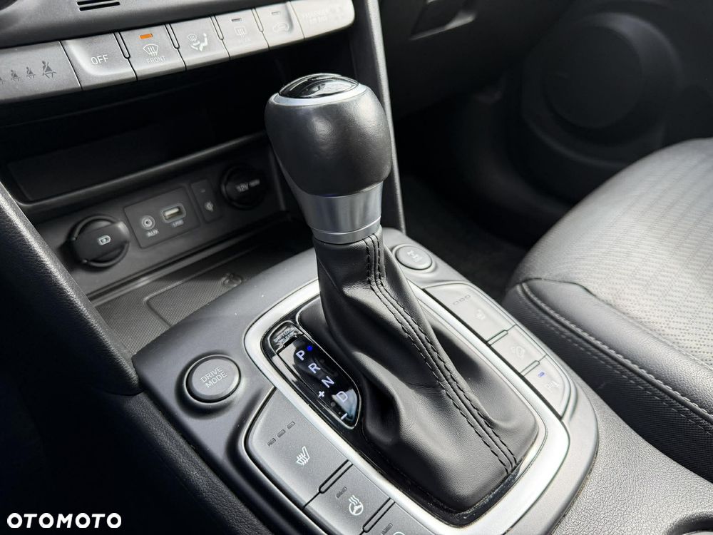 Hyundai Kona 1.6 T-GDI DCT 4WD Premium - 16