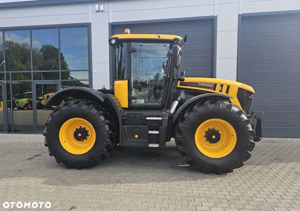 JCB FASTRAC 4220 - 2