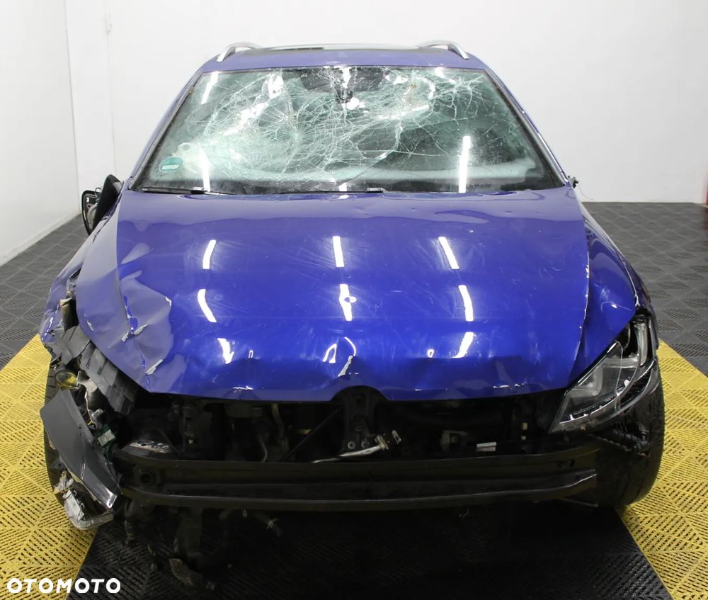 Volkswagen Golf R 4Motion BlueMotion Technology DSG - 8