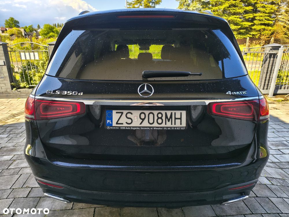 Mercedes-Benz GLS - 2