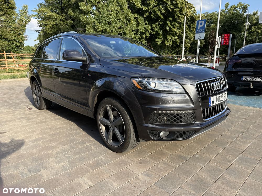Audi Q7 - 1