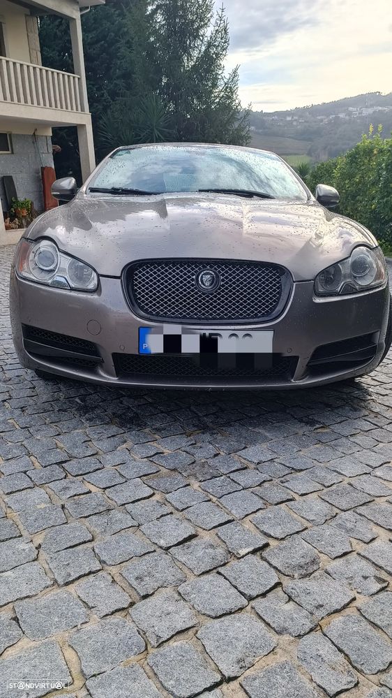 Jaguar XF 3.0 D V6 Premium Luxury - 3