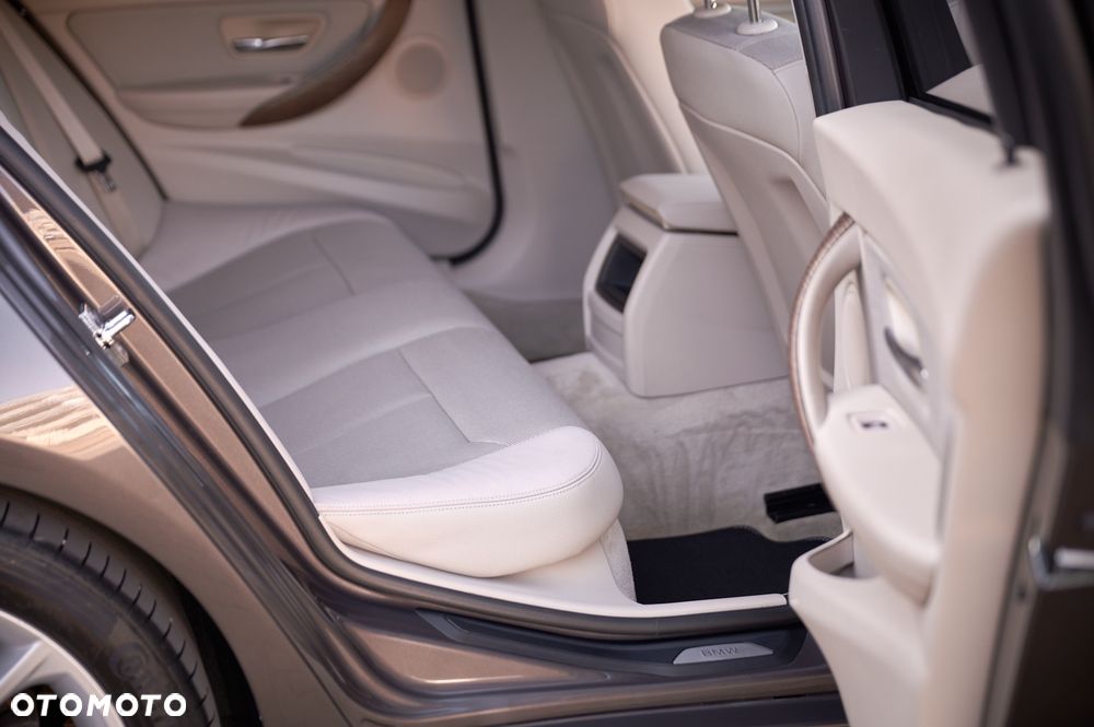 BMW Seria 3 - 26
