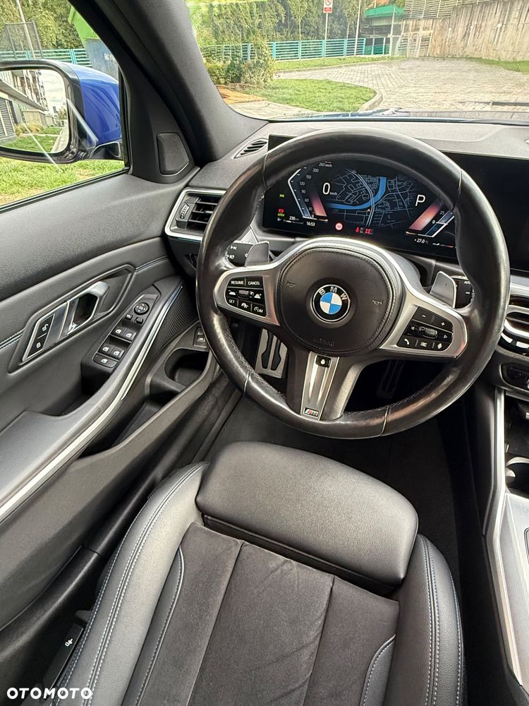 BMW Seria 3 320d xDrive M Sport sport - 9
