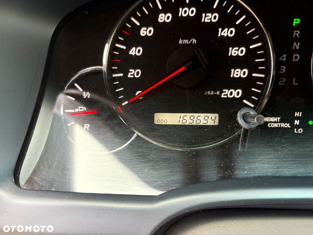 Toyota Land Cruiser - 9