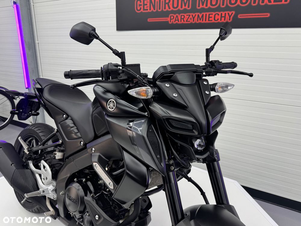 Yamaha MT - 22